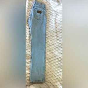 Women’s Wrangler Cowboy Cut straight leg jeans